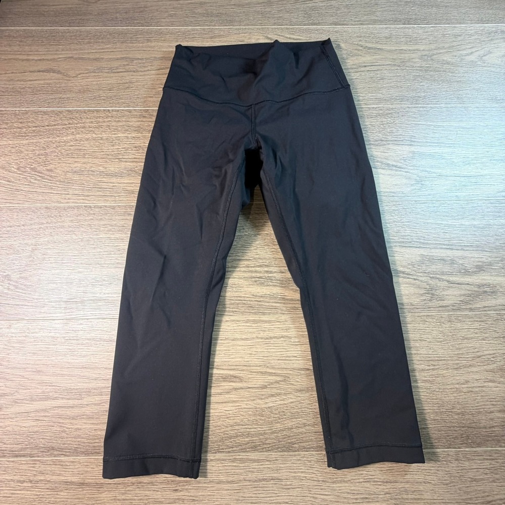 Lululemon Wunder Under High Rise Crop Leggings Black Athletic Sporty Size 8